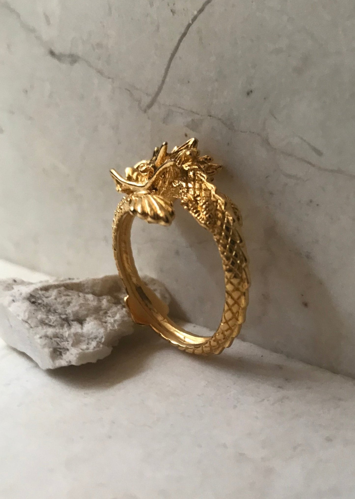 Naga Naga Ring