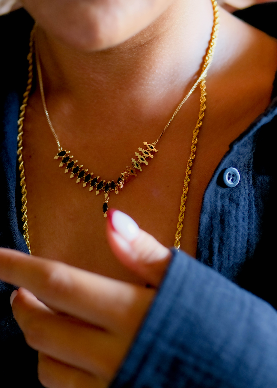 Twisted Chain