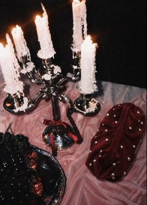 The Saint Clutch - Red Wine