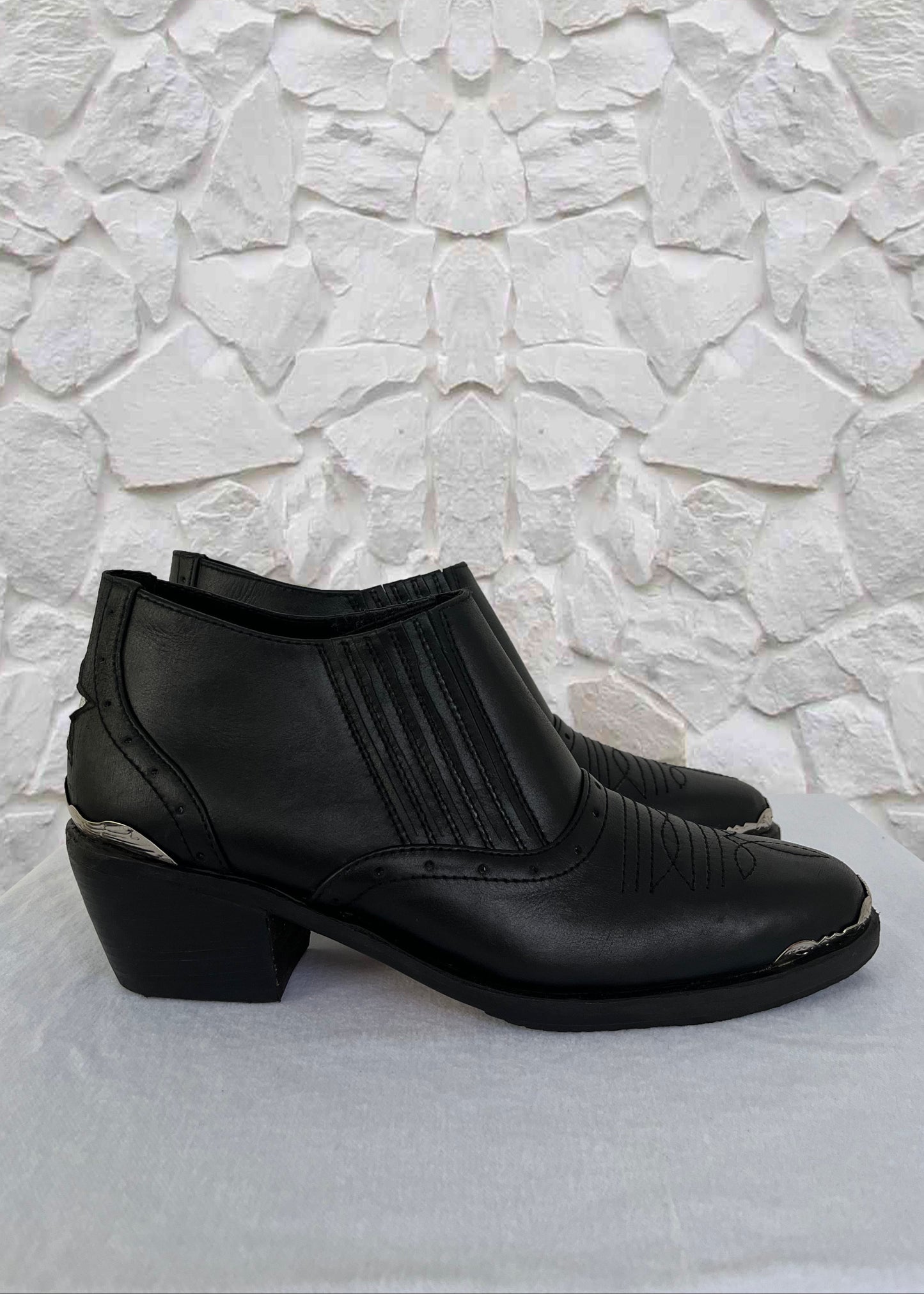 The Chromeo Boot