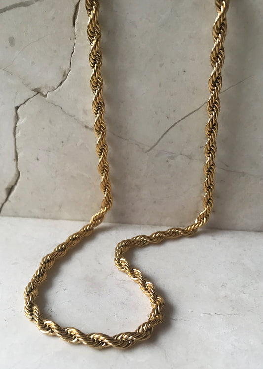 Thick Twisted Chain